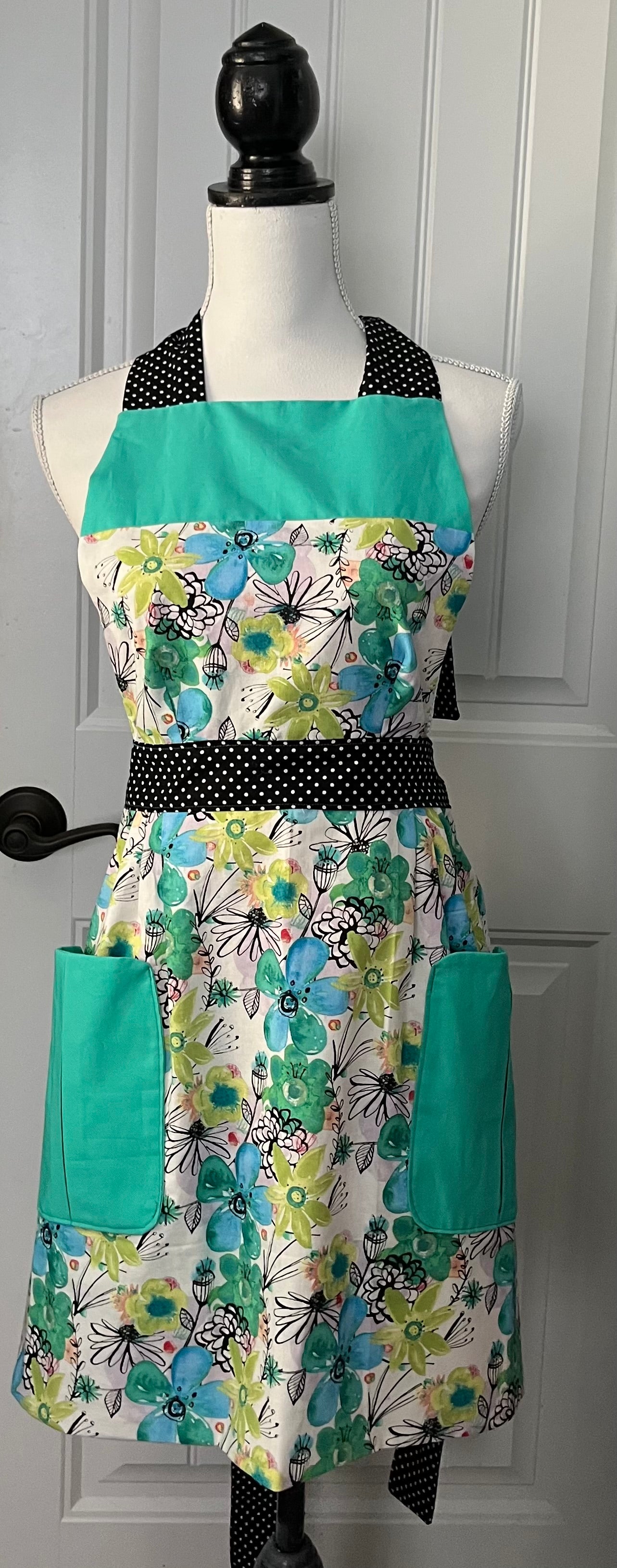 Vintage Inspired Apron